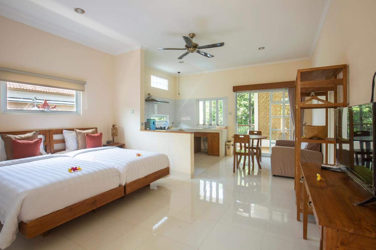 Bed and Breakfast Donguri House Bali à Jimbaran Extérieur photo